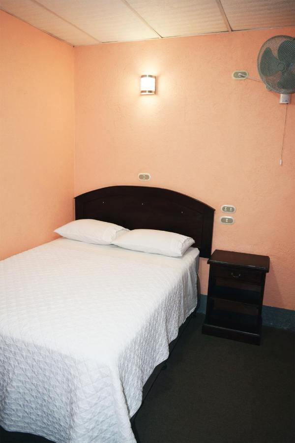 Hotel Fuentes Guatemala City Екстер'єр фото